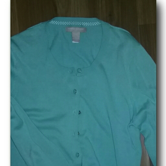 Banana Republic Sweaters - LOOK AT DROPPED PRICE -  Banana Republic Large Petite Sweater